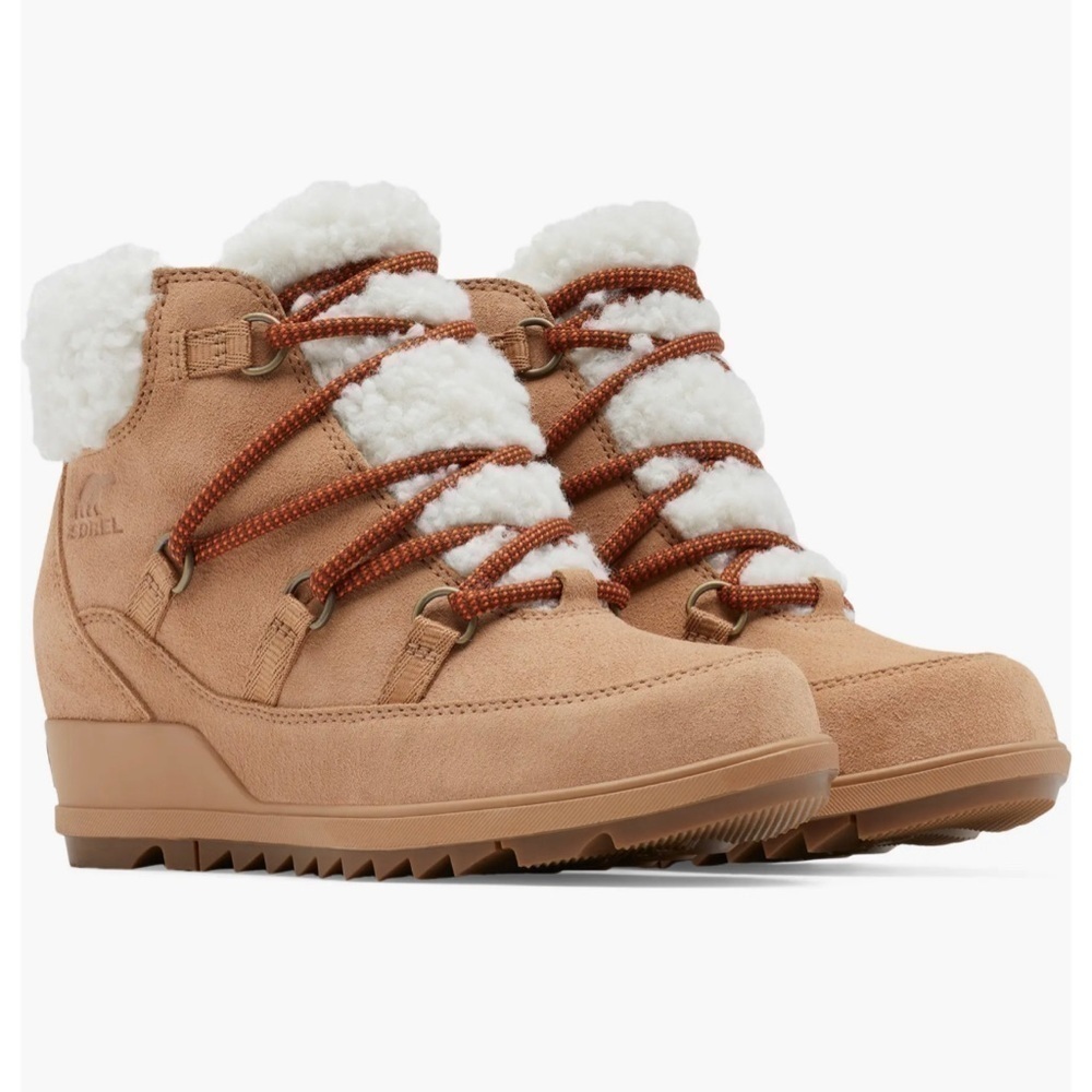 NWOT Sorel Evie Wedge Bootie